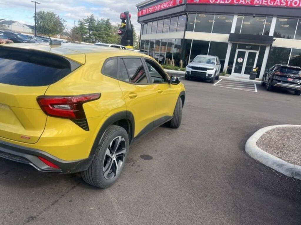 Used 2024 Chevrolet Trax 1RS FWD  1RS