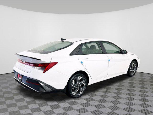 2025 Hyundai Elantra Blue - Photo 29