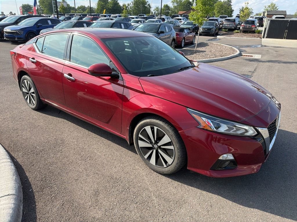 Used 2021 Nissan Altima 2.5 SL Sedan