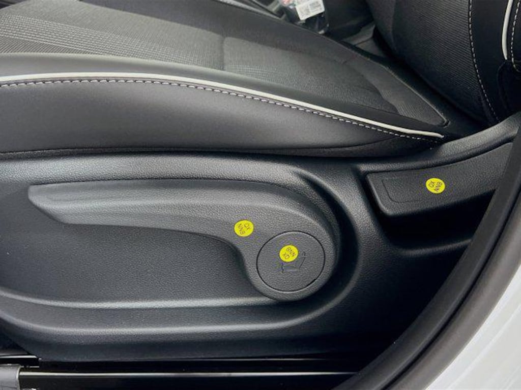 New 2026 Hyundai Venue SEL SUV