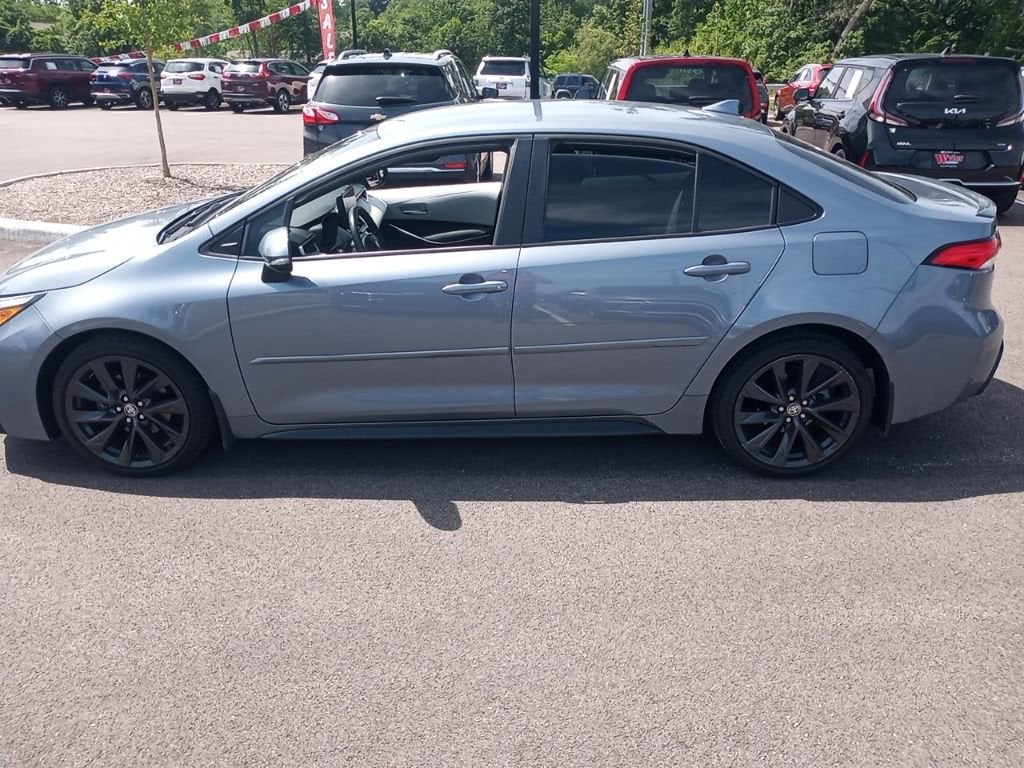 Used 2023 Toyota Corolla SE SE CVT