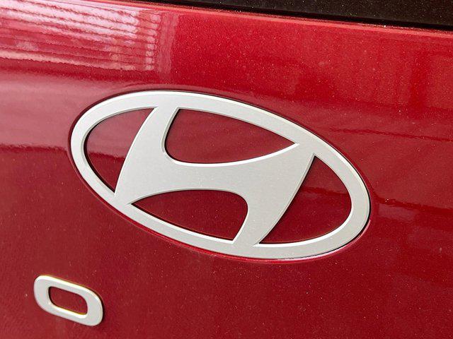 2025 Hyundai Kona SEL - Photo 30