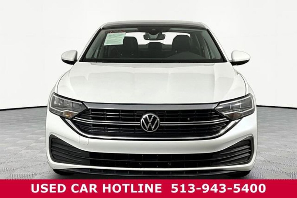Used 2022 Volkswagen Jetta SE SE Auto