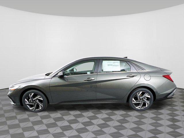 2025 Hyundai Elantra SEL - Photo 28