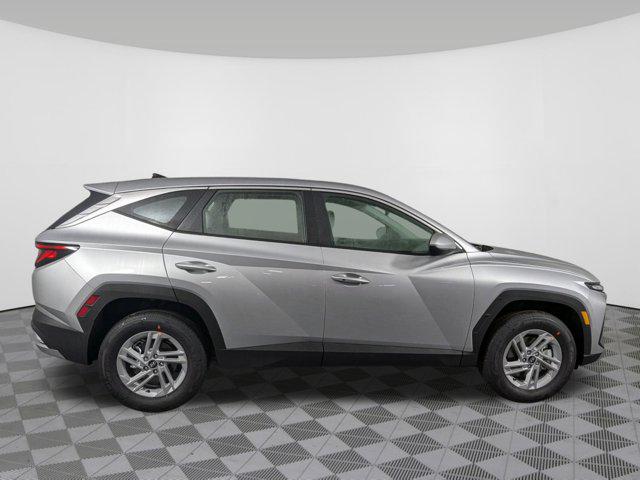 2025 Hyundai Tucson SE photo 2