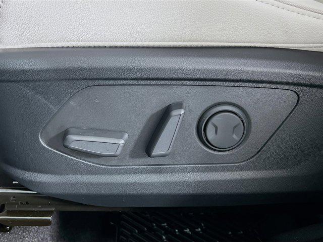 2026 Hyundai Tucson Limited photo 3