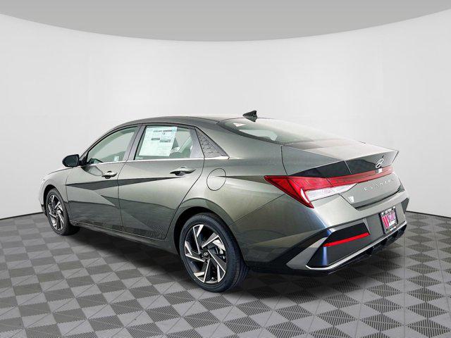 2025 Hyundai Elantra SEL - Photo 29
