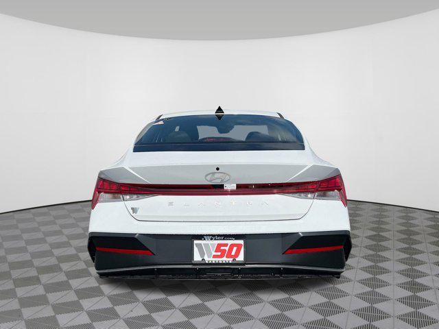 2025 Hyundai Elantra SEL - Photo 27