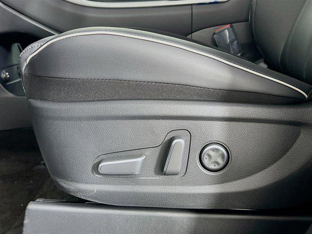 2025 Hyundai Palisade SEL photo 4