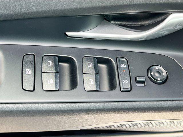 2025 Hyundai Elantra SEL - Photo 20