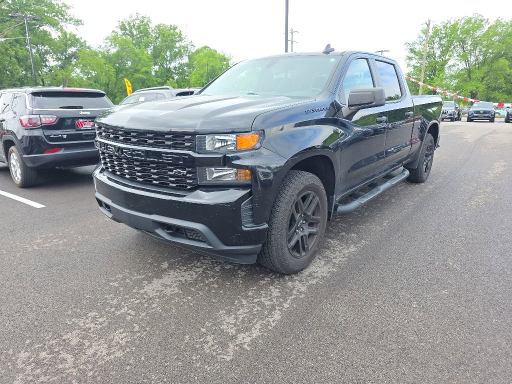 2021 Chevrolet Silverado 1500 Custom 4X4 Crew Cab Short Box's photo