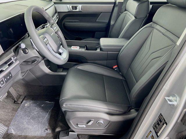 2025 Hyundai Santa Fe SEL photo 3