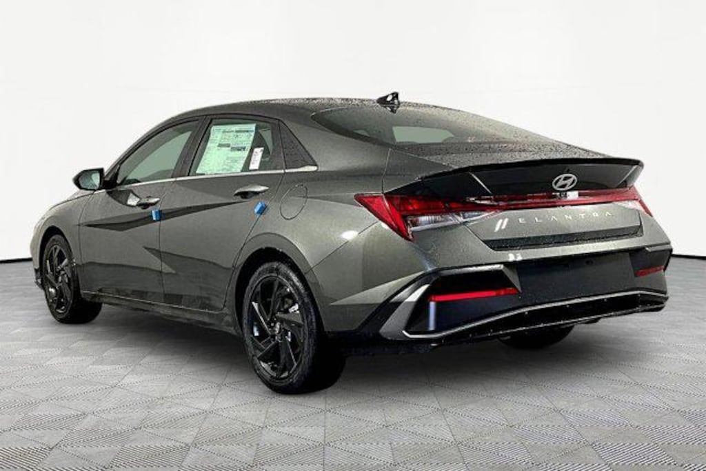 New 2026 Hyundai Elantra SEL Sport Premium Sedan