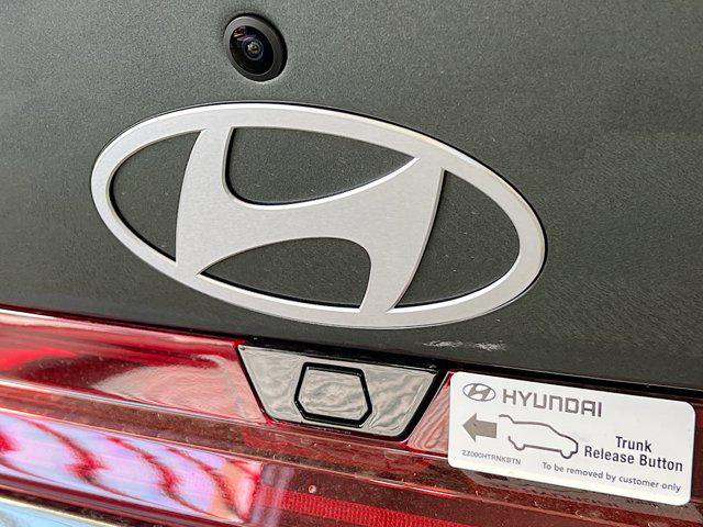 2025 Hyundai Elantra SEL - Photo 32