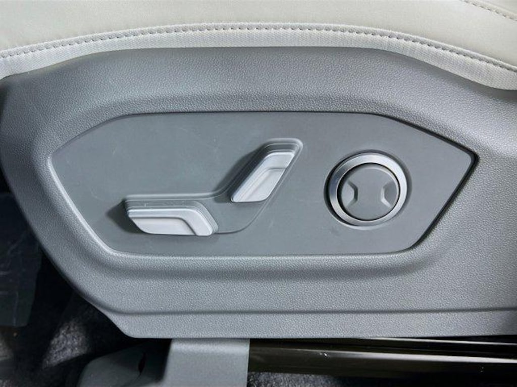 New 2026 Hyundai Santa Fe SEL AWD SUV