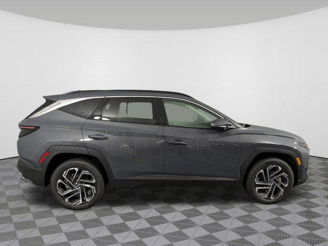 2025 Hyundai Tucson Limited photo 2