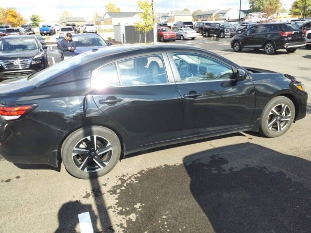 Used 2024 Nissan Sentra SV SV CVT