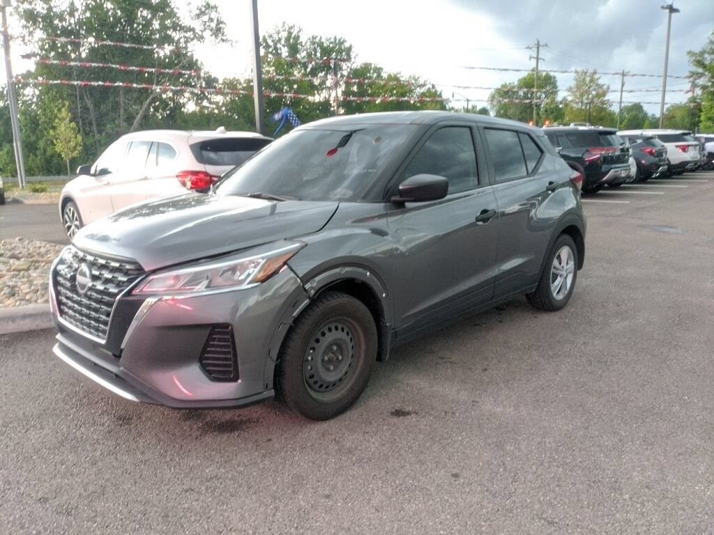 Used 2023 Nissan Kicks S S FWD
