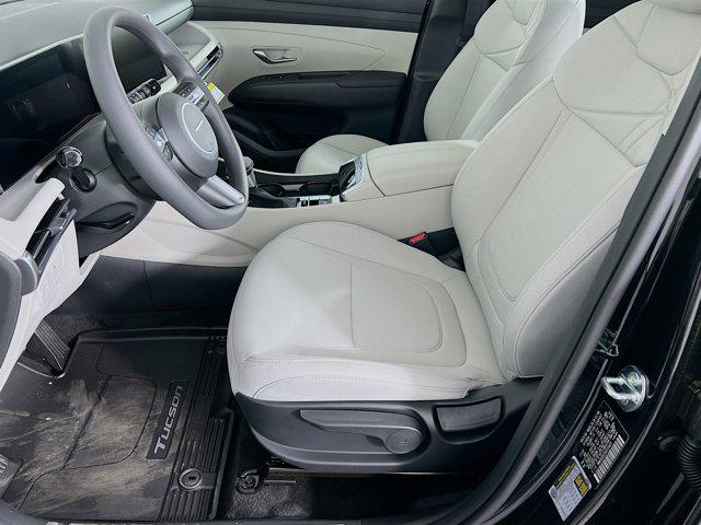 2025 Hyundai Tucson SE photo 3