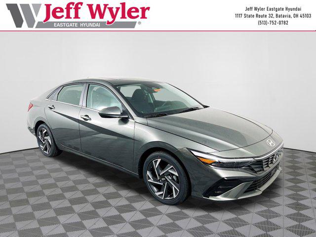 2025 Hyundai Elantra SEL's photo