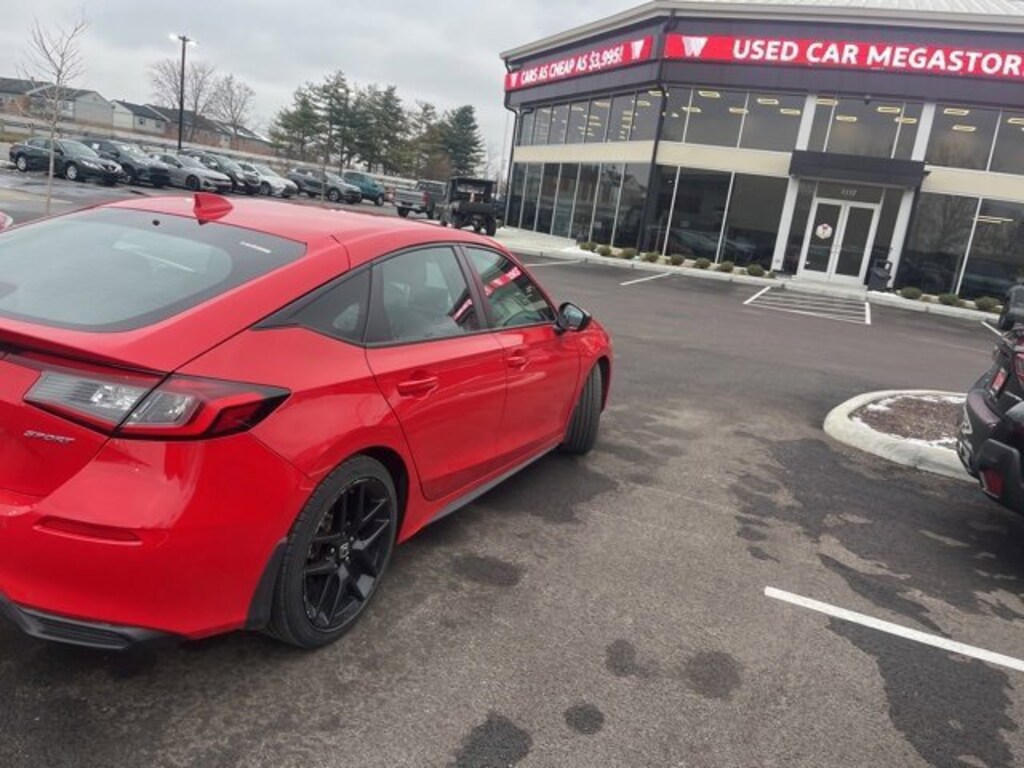 Used 2023 Honda Civic Hatchback Sport Sport CVT