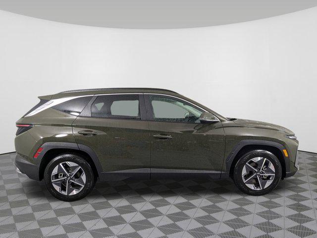 2025 Hyundai Tucson SEL Convenience photo 2