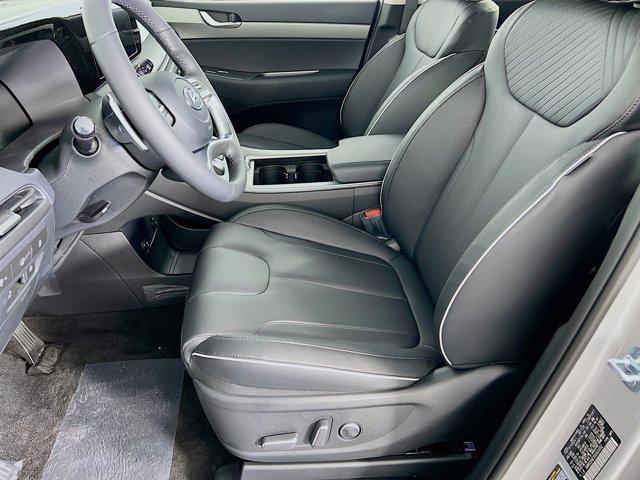 2025 Hyundai Palisade SEL photo 3