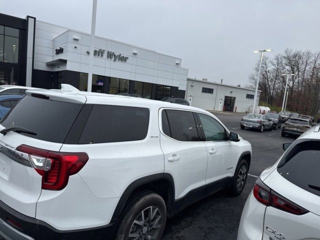 Used 2023 GMC Acadia SLE FWD SLE