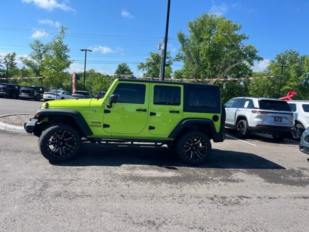 Used 2016 Jeep Wrangler Unlimited Sport 4WD Sport