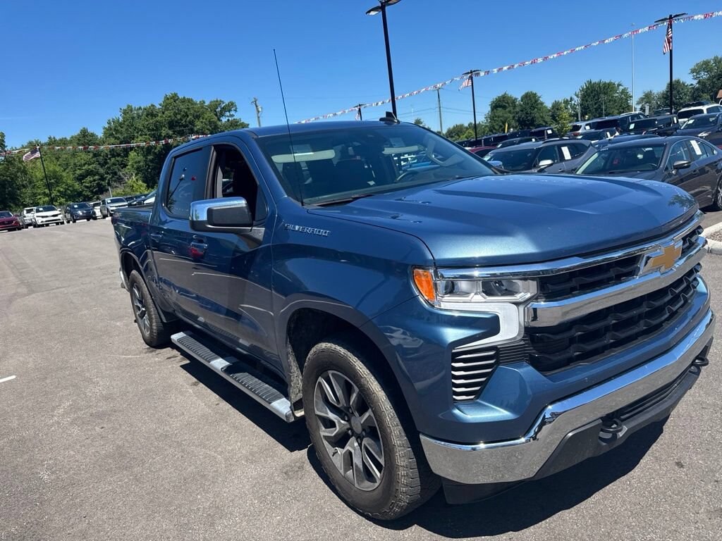 Used 2024 Chevrolet Silverado 1500 LT 4WD Crew Cab 147 LT w/2FL