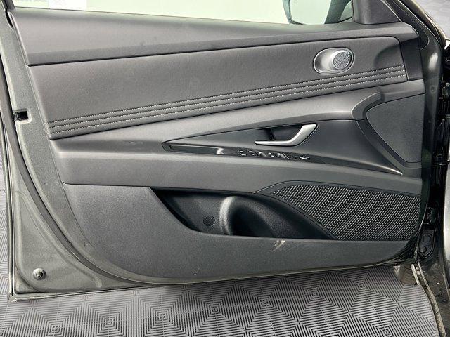 2025 Hyundai Elantra SEL - Photo 19