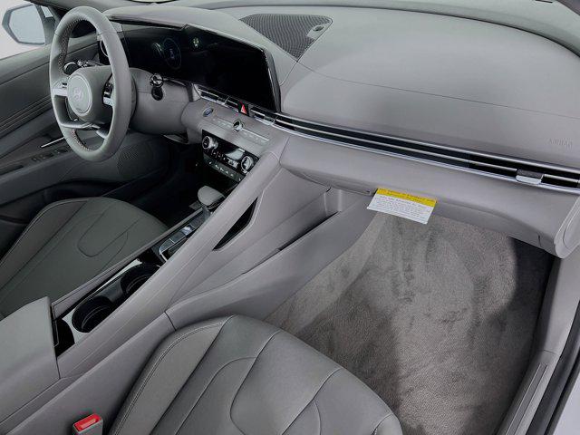 2025 Hyundai Elantra SEL - Photo 21