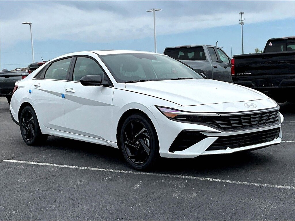 New 2026 Hyundai Elantra SEL Sport Premium Sedan