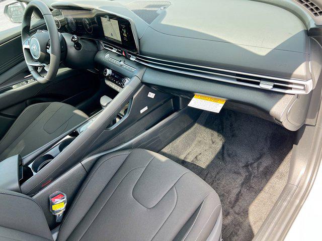 2025 Hyundai Elantra SEL - Photo 21