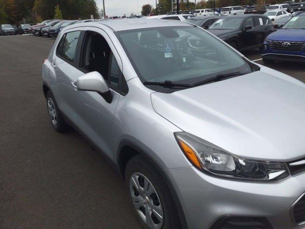 Used 2017 Chevrolet Trax LS FWD  LS