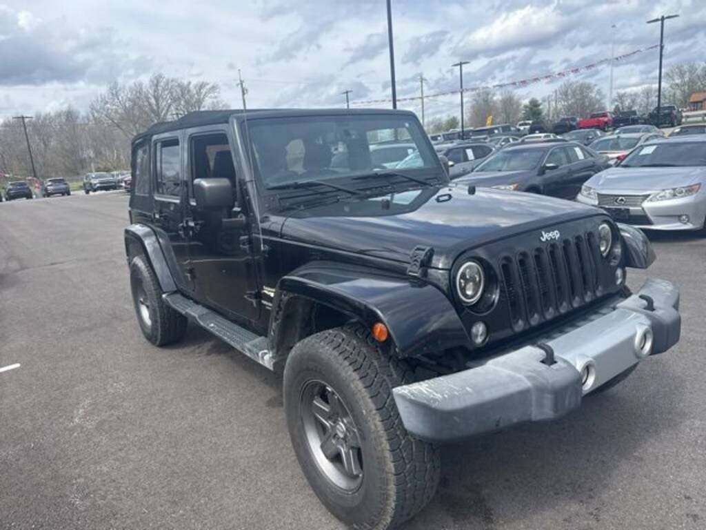 Used 2015 Jeep Wrangler Unlimited Sahara 4WD Sahara