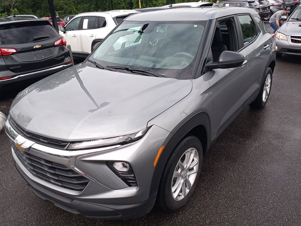 2024 Chevrolet Trailblazer LS's photo