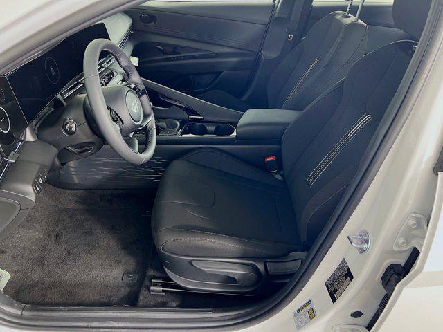 2025 Hyundai Elantra Hybrid SEL Sport photo 3