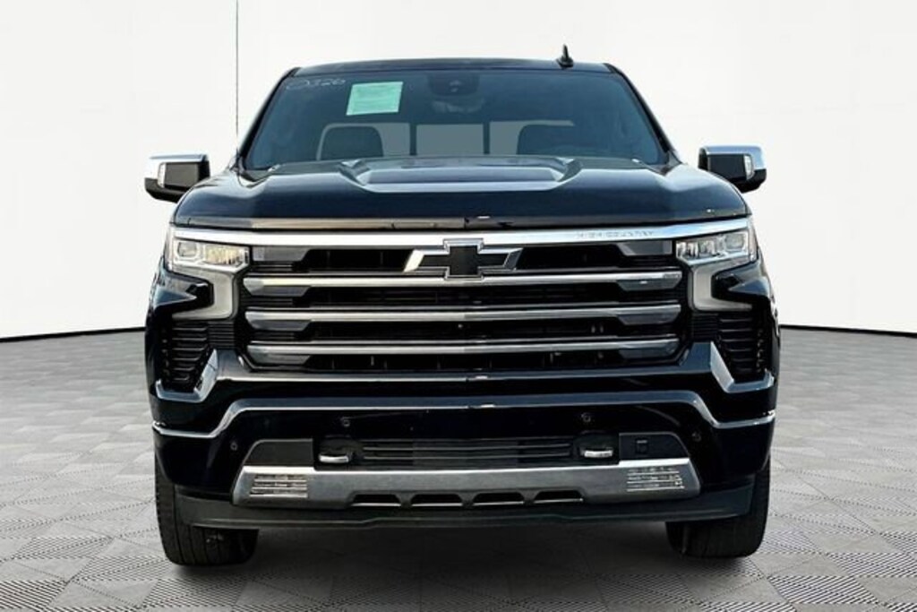 Used 2023 Chevrolet Silverado 1500 High Country 4WD Crew Cab 147 High Country