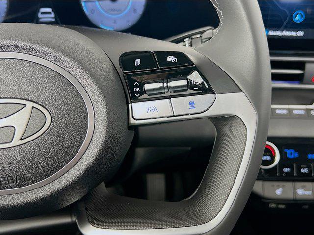 2025 Hyundai Elantra SEL - Photo 15
