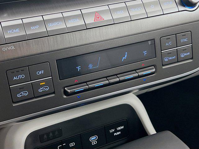 2025 Hyundai Kona SEL - Photo 9