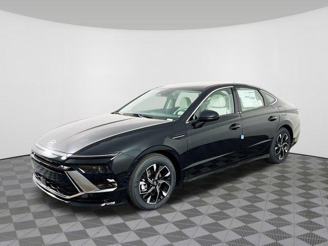 2025 Hyundai Sonata SEL photo 2