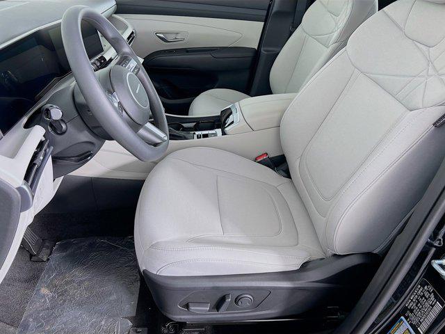 2025 Hyundai Tucson SEL photo 3