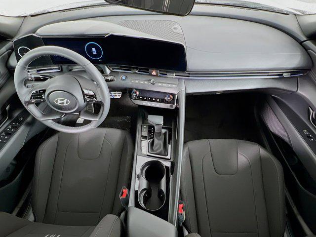 2025 Hyundai Elantra Blue - Photo 18