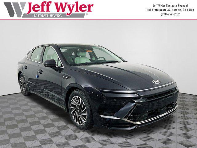 2025 Hyundai Sonata Hybrid SEL's photo