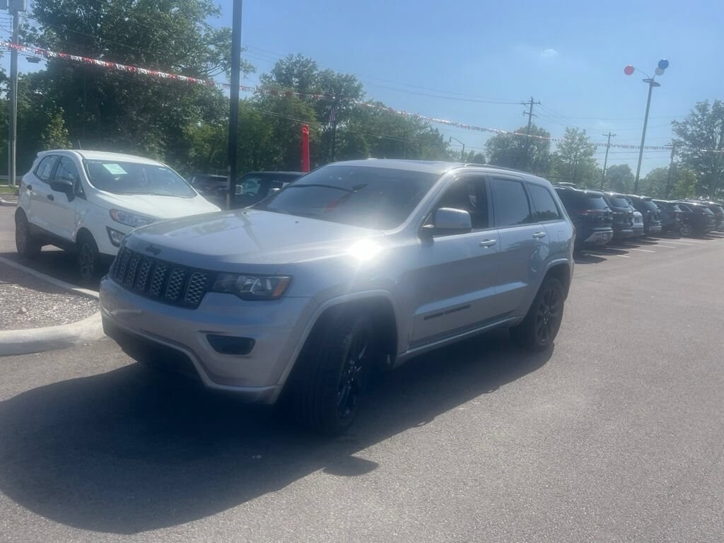 Used 2019 Jeep Grand Cherokee Altitude Altitude 4x4