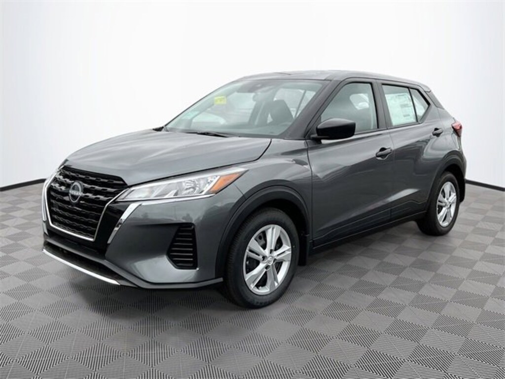 Used 2025 Nissan Kicks Play S S FWD