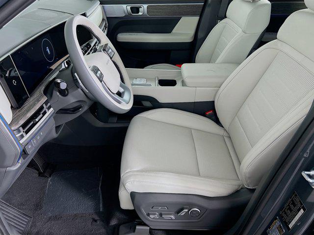 2026 Hyundai Santa Fe Calligraphy photo 3