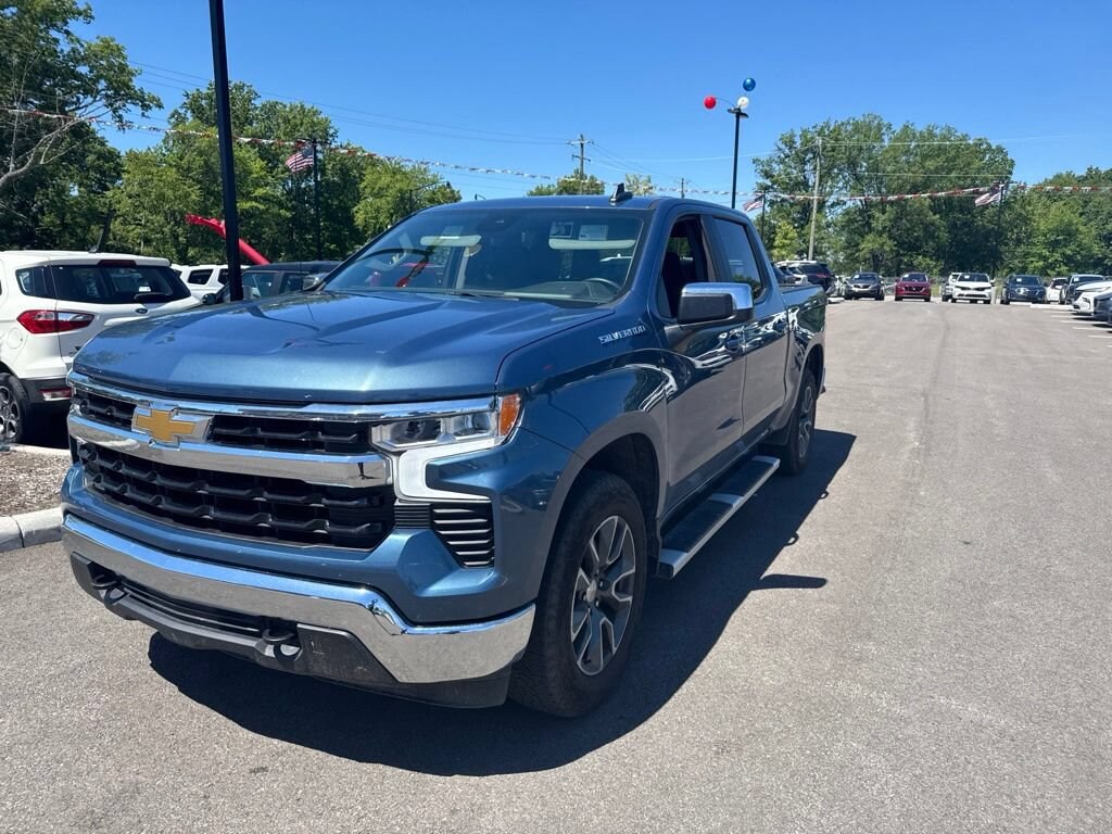 Used 2024 Chevrolet Silverado 1500 LT 4WD Crew Cab 147 LT w/2FL