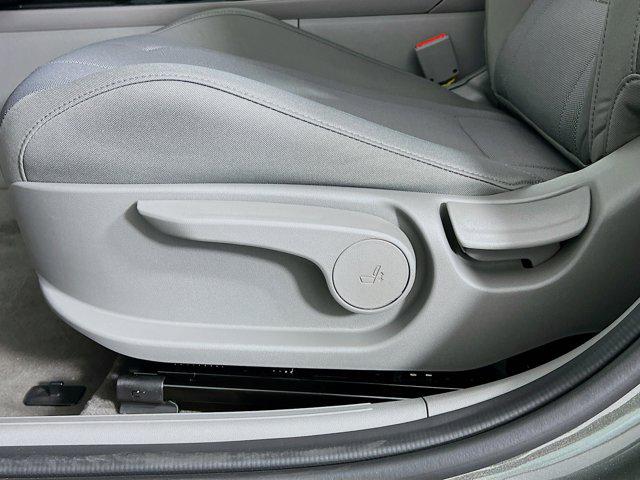2025 Hyundai Elantra SE photo 4
